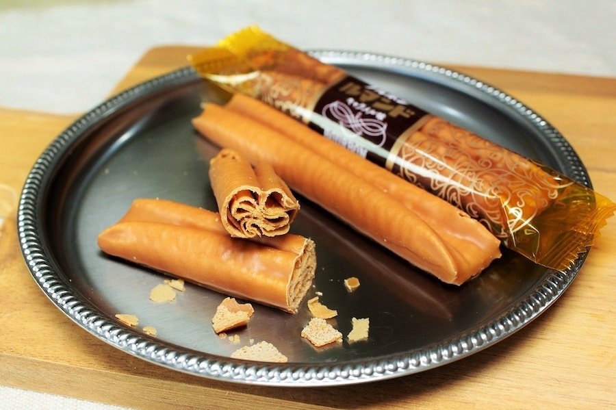 dhl直发【日本直邮】bourbon波路梦 焦糖可丽饼脆卷 11支 | 亚米