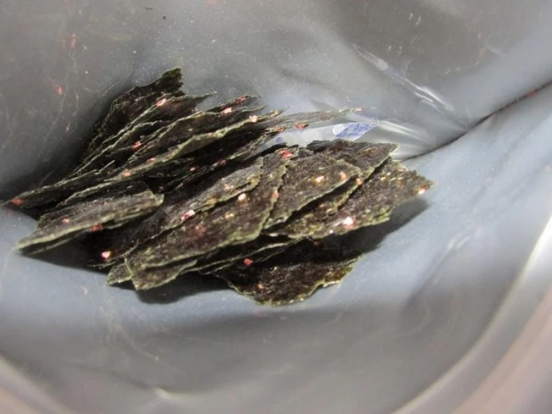 【日本直邮】日本 KANRO 看剧小零食 开胃小零食 梅干味海苔片 4.4g