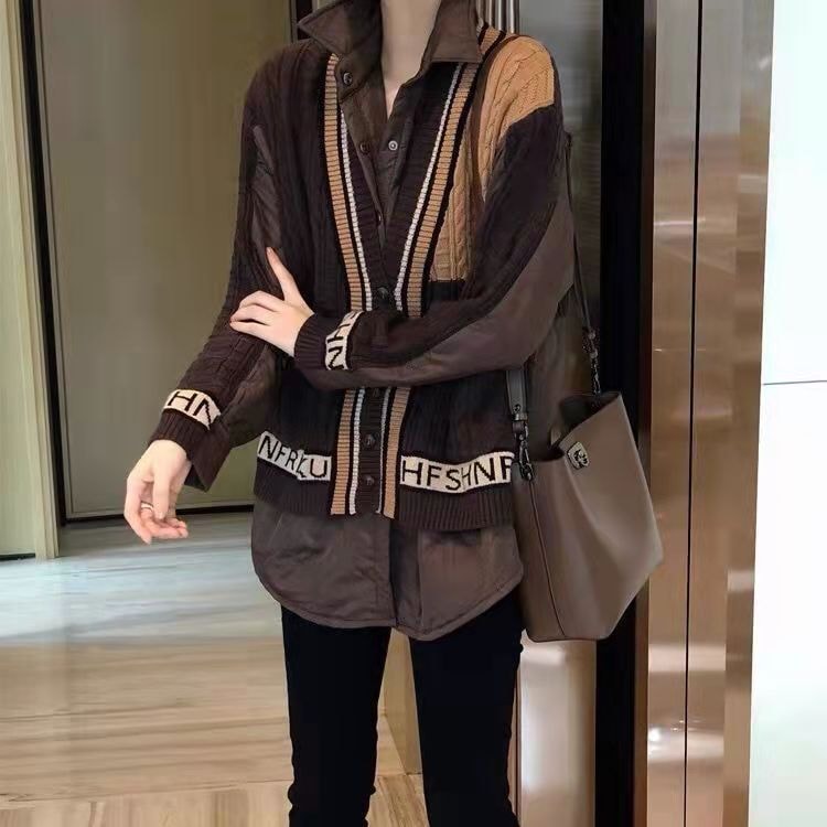 中國 莉歐蓓琪 秋冬假裝兩件夾棉外套洋氣開襟衫馬甲拼接毛衣 咖啡色均碼