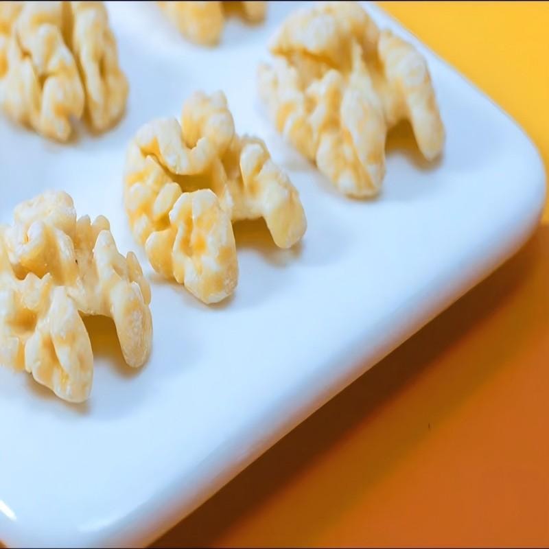 【中國直郵】 新邊界 原味脫衣大核桃仁新疆特產阿克蘇薄皮核桃紙皮堅果炒貨零食 原味脫衣核桃仁300g