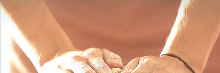 广州酒家 黑松露流心月饼礼盒 10枚入 500g 【黑松露流心*5+黑松露流心奶黄*5】【短保效期特别促销 介意慎拍】