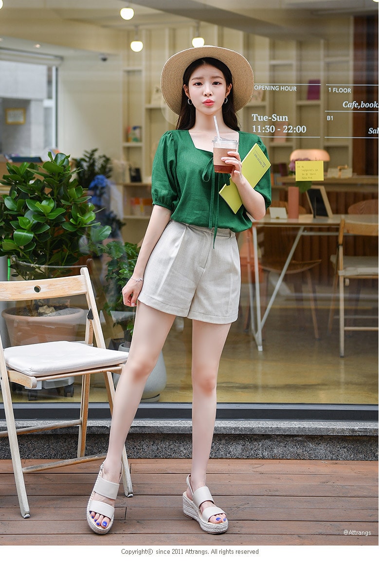 【韩国直邮】ATTRANGS 夏日小清新方领系带五分袖衬衫 绿色 均码