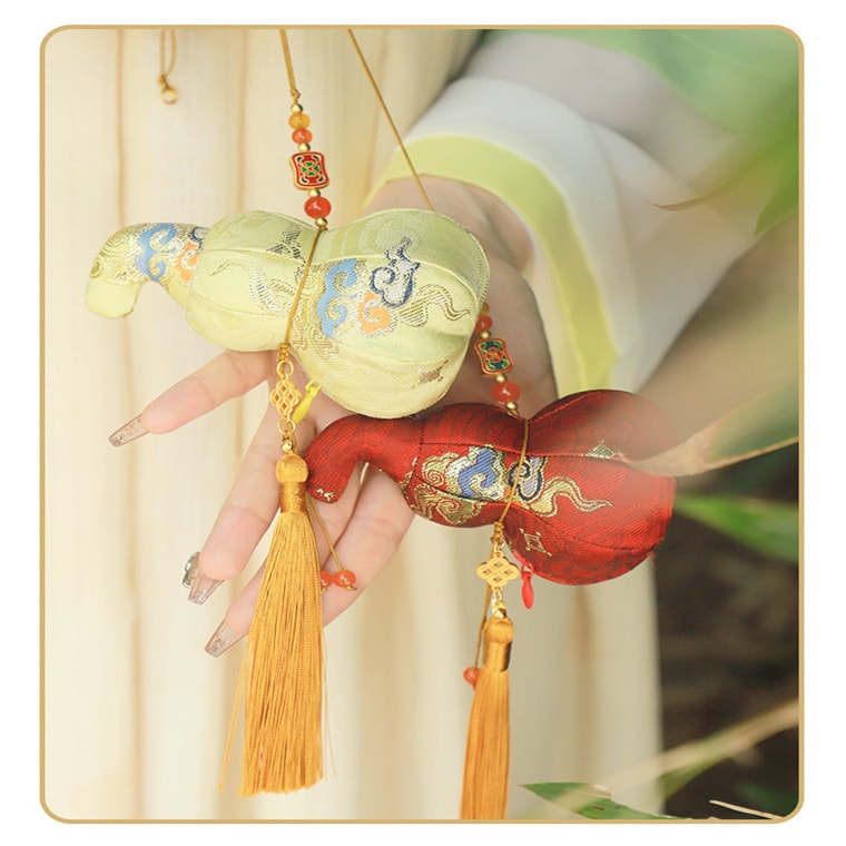 【中國直郵】 上海錢麗 葫蘆香囊 國風小掛件/傳統裝飾/古風搭配 新年禮物/生日禮物/紀念物 - 綠色 1件 *|預計到達時間3-4週