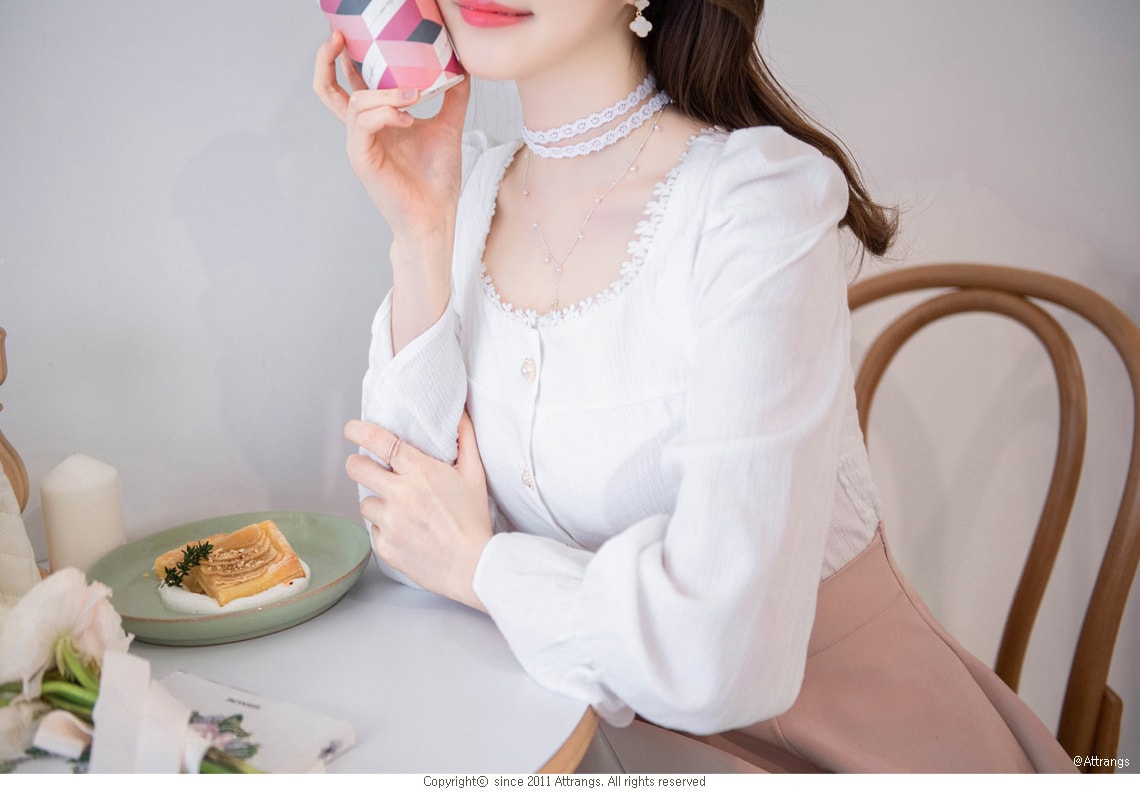 【韩国直邮】ATTRANGS 高腰A字版短裙 粉色 均码
