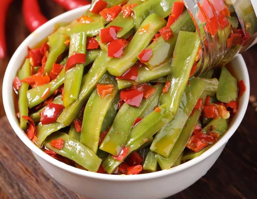 【中国直邮】 辣小董 香辣贡菜 农家佐餐小菜爽脆开味下饭菜 280g*2瓶