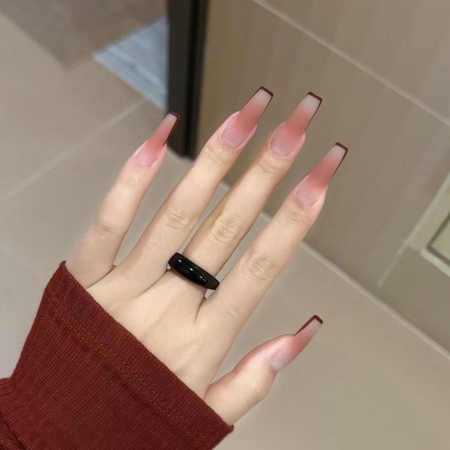 健康其他 雾中玫瑰 酒红法式边磨砂腮红渐变晕染手工穿戴甲5片*2板 M码