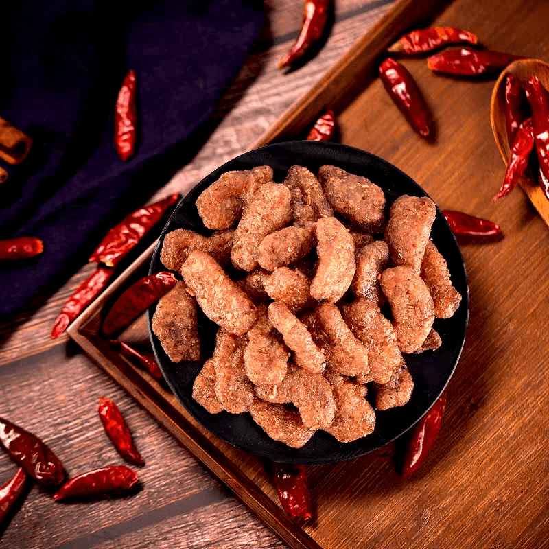 【中国直邮】 禛香 香菇肥牛素肉辣条8090后怀旧小吃童年零食儿时休闲吃货食品18g*1袋