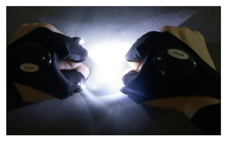 【中國直郵】 FOXTAIL 釣魚神器發光手套 led手電筒/透氣/戶外照明/修車/手指燈-雙手 1雙*|預計到達時間3-4週
