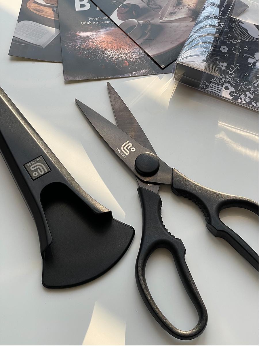 LINOROSO 家用不锈钢厨房家用剪刀 带磁性支架1件装  黑色