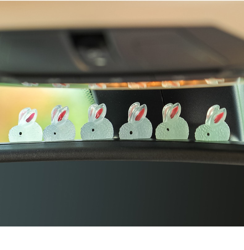 【中国直邮】LORDUPHOLD   夜光小兔子汽车摆件卡通 小号夜光兔一套六个装