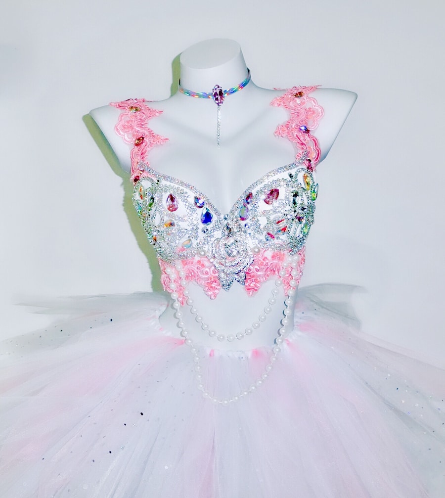 JiaoJiao pink diamond doll pearl Rave Bra LED tutu Rave Outfit