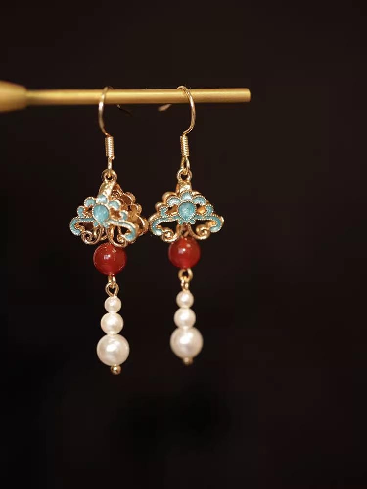 【新中式孔雀藍耳環】 925銀琺瑯彩流蘇耳飾 高級感配件 國風氣質耳環 度假宴會日常配件