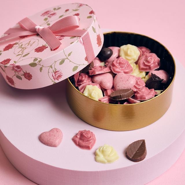 【日本直邮】Valentine Day 情人节限定 玫瑰巧克力礼盒(小盒)