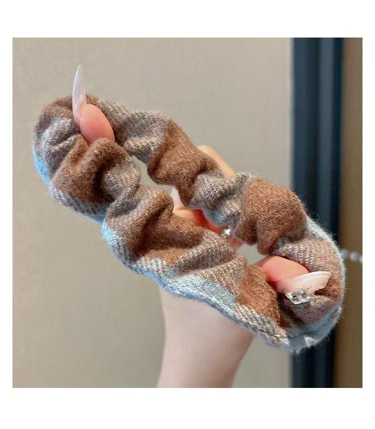 甄选好物 高弹力毛绒大肠发圈女2025新款扎头皮筋发绳耐用头饰   1对