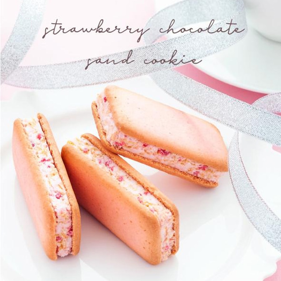 Ichigo Kirara Strawberry Whipped Chocolate Sandwich Cookies 3 Pcs