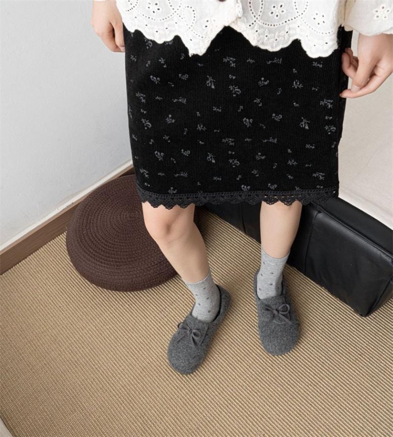 亲太太 秋冬无骨学院风复古小碎花袜子女中筒袜 均码 浅灰 咖色 深灰 3双装