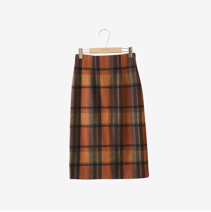 long skirt orange m