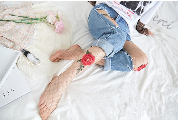 Girl Woman Sexy Fishnet Pantyhose for Summer Flower Embroidery Mesh Stockings Slim Elastic Tights Black 1 PC