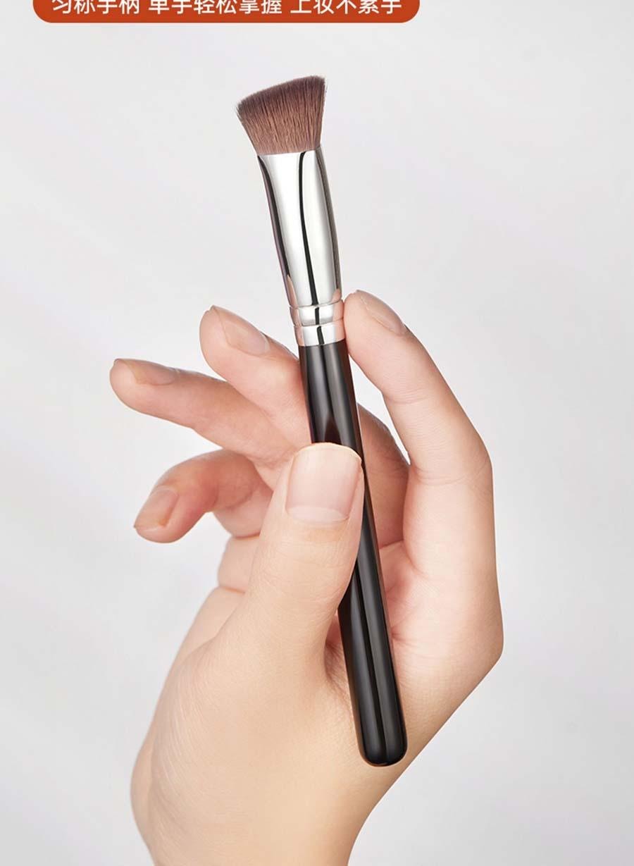 瑪莉安 【官方授權旗艦店】斜三角熨斗刷 高光刷臉部中淚溝提亮刷 +子彈頭遮瑕刷 2支