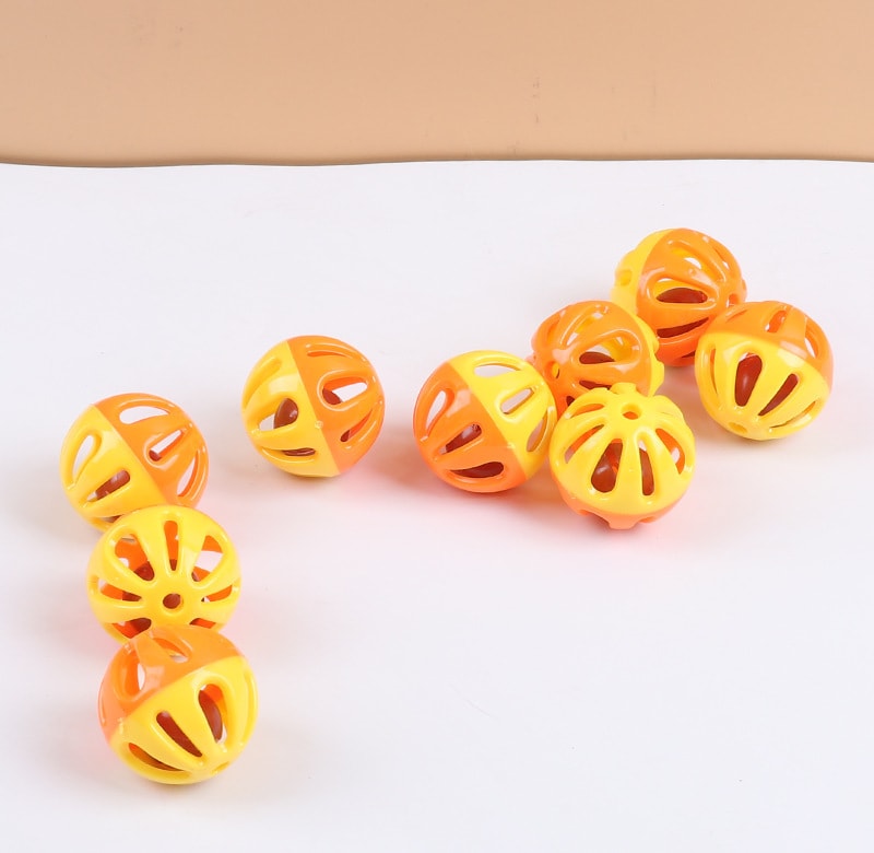 【中國直郵】尾大的喵 寵物鈴鐺球 1個 顏色隨機發 塑膠圓形空心球 寵物用品