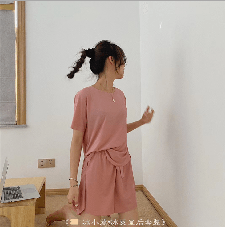 【中国直邮】冰爽皇后 短袖T恤短裤 两件套 家居服套装 粉色均码