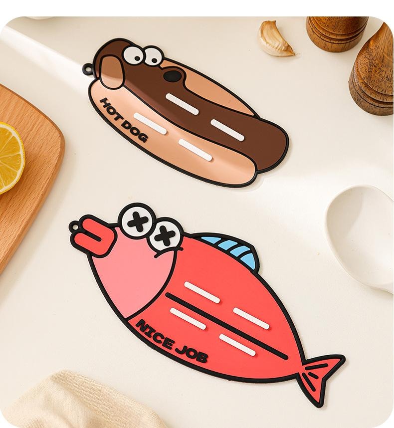 FOXTAIL 卡通锅盖收纳垫 硅胶 放置器 台面 沥水垫 隔热垫 多功能 厨房 置物架-腊肠狗+小丑鱼 1份