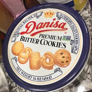 丹麦royal danisa皇冠 综合手工曲奇 铁盒裝 454g | 亚米