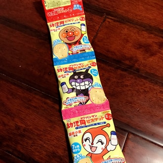 日本不二家面包超人高钙牛奶营养饼干宝宝零食辅食16gx4袋适合7个月以上宝宝 亚米