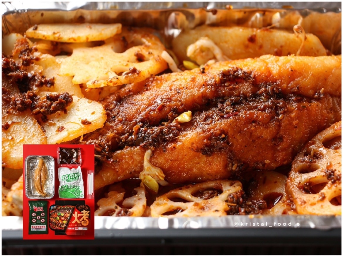 开箱大吉牛转钱坤 五行缺辣 即食美味 细数这一年中通过亚米结识的美味怎能不提与美 凉糕凉粉像一对姐妹花 甜口咸口无需抉择 甜水面花生酱搭配甜辣口味 香醇过瘾 火锅宽粉又厚又弹 自带香辣料包 不用煮火锅就能吃宽粉 自热烤鱼和狼牙土豆更是把方便食品推上了