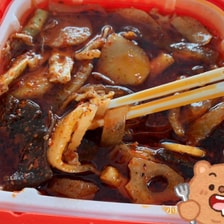 Self-Heating Instant Noodles Hot Pot - Spicy Flavor, 15oz – Snack Worldwide